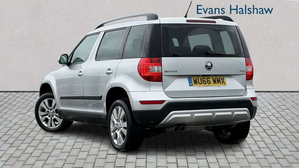 Skoda Yeti 2.0 Tdi Cr Se L 2016 Silver #2
