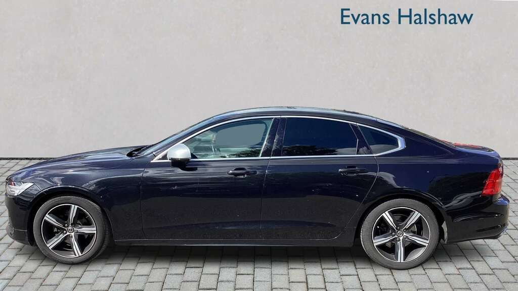 Volvo S90 2.0 D4 R Design Geartronic 2019 Black #4