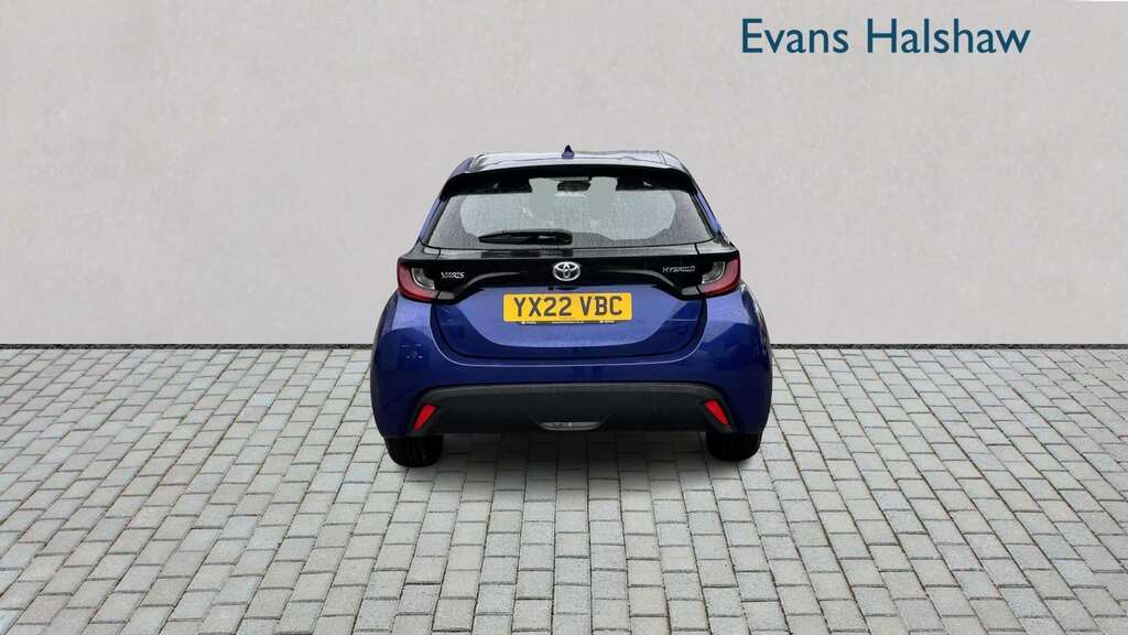 Toyota Yaris 1.5 Hybrid Icon Cvt 2022 YX22VBC Blue #5