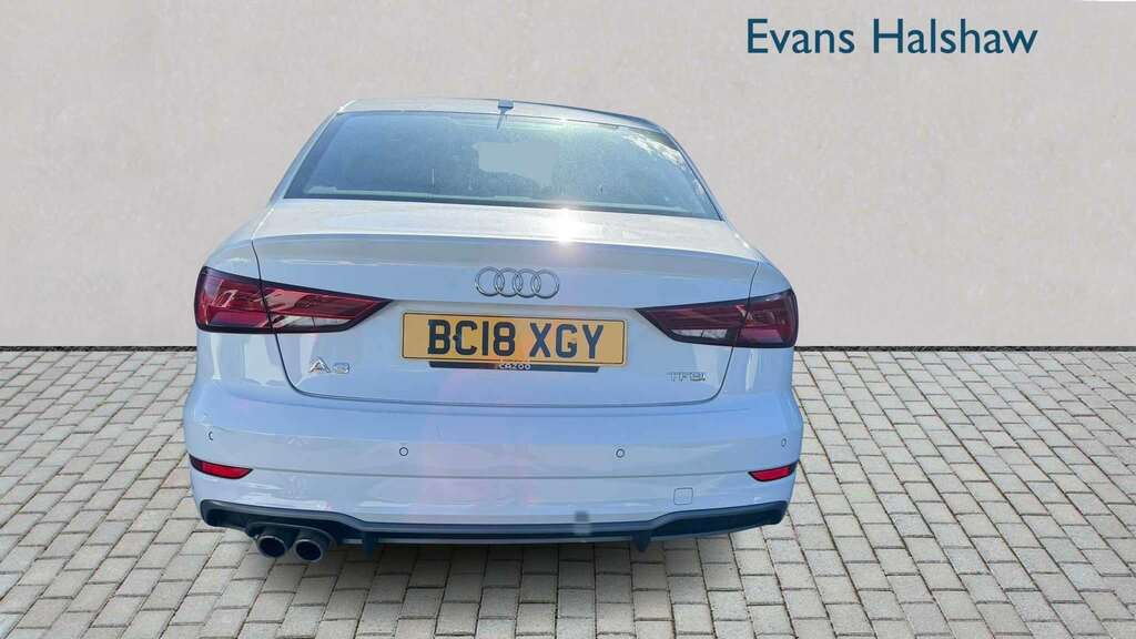 Audi A3 1.5 Tfsi S Line 2018 White #2