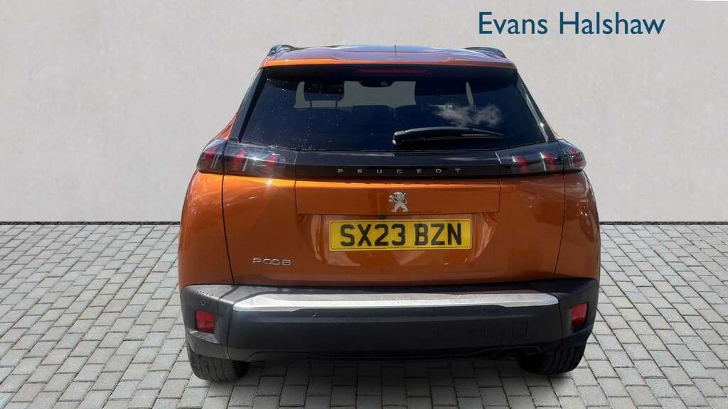 Peugeot 2008 1.2 Puretech Allure Premium 2023 Orange #5