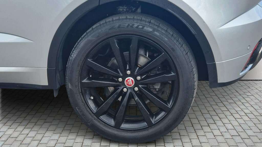 Jaguar E-Pace 2.0D 180 R-dynamic Hse 2019 Silver #5