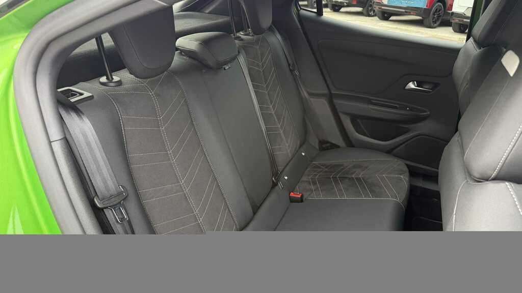 Vauxhall Mokka 1.2 Turbo 136 Ultimate 2023 WG23AYU Green #6