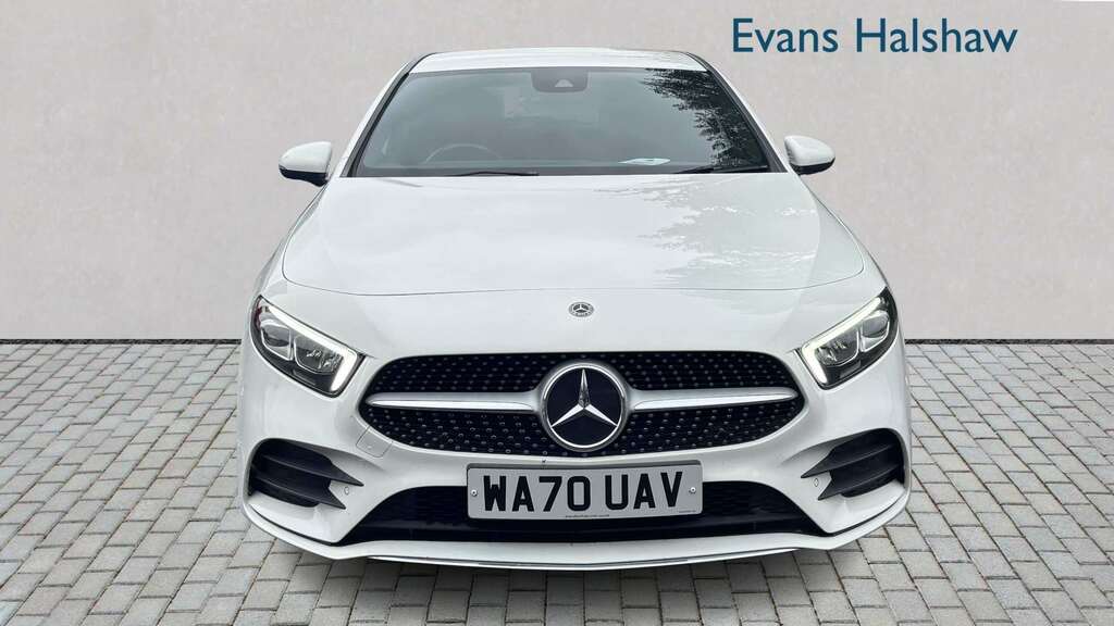Mercedes-Benz A Class A200 Amg Line Executive 2020 WA70UAV White #4