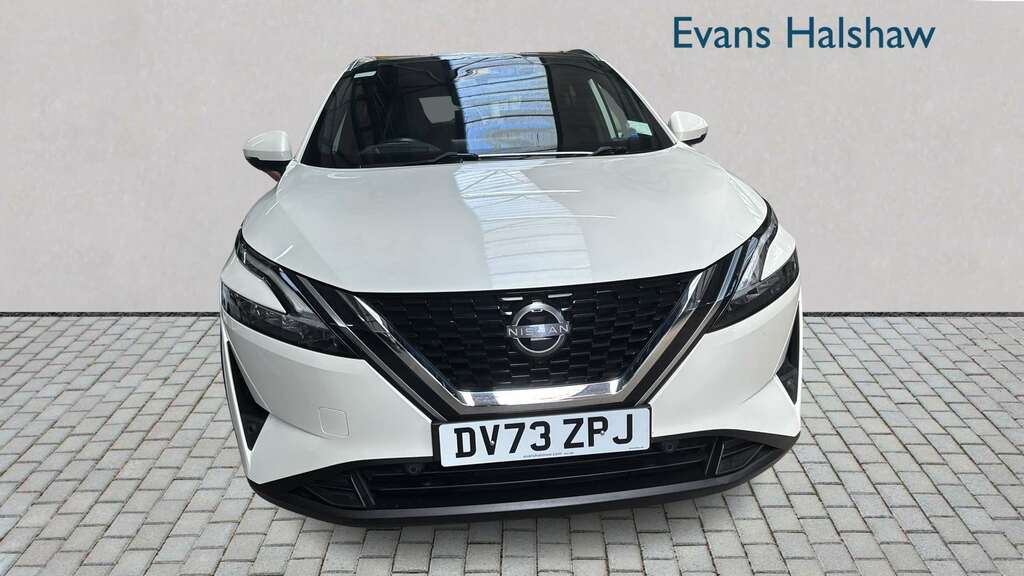Nissan Qashqai 1.3 Dig-t Mh Tekna 2024 DV73ZPJ White #4
