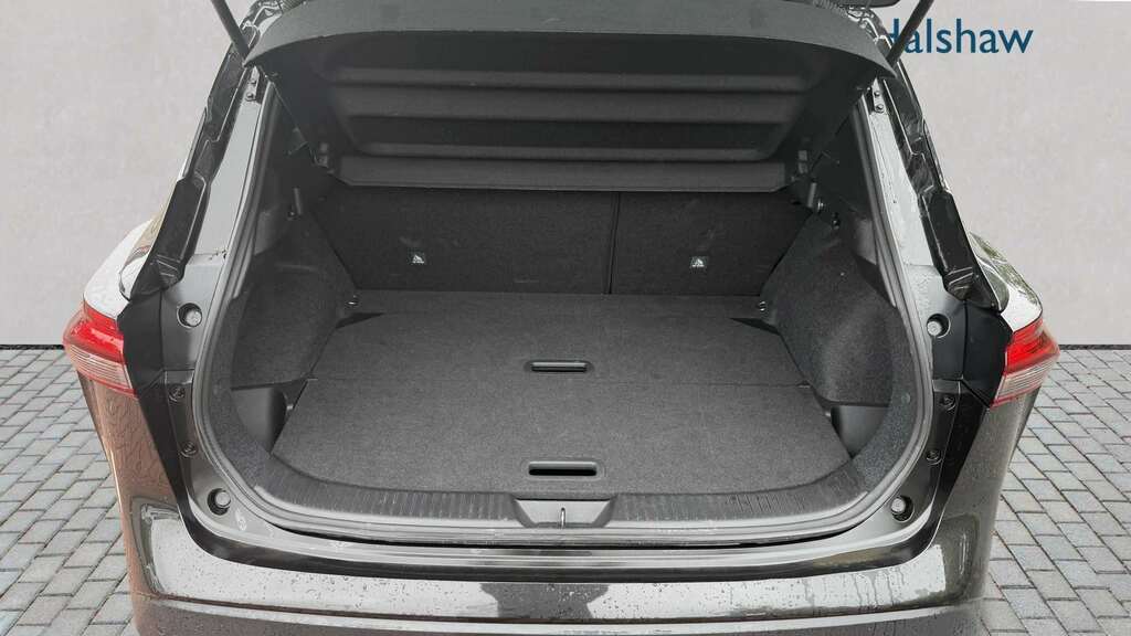 Nissan Qashqai 1.3 Dig-t Mh N-connecta 2024 DN73AVL Black #6