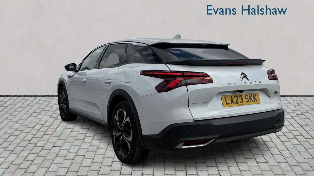 Citroen C5 X 1.6 Plug-in Hybrid 225 Shine Plus E-eat8 2023 White #5