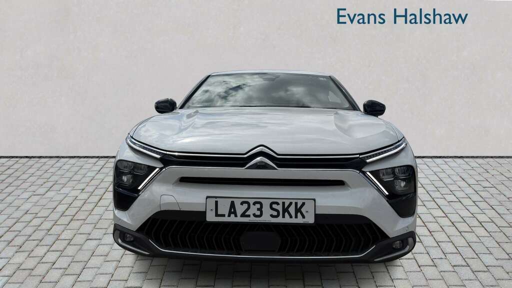 Citroen C5 X 1.6 Plug-in Hybrid 225 Shine Plus E-eat8 2023 White #2