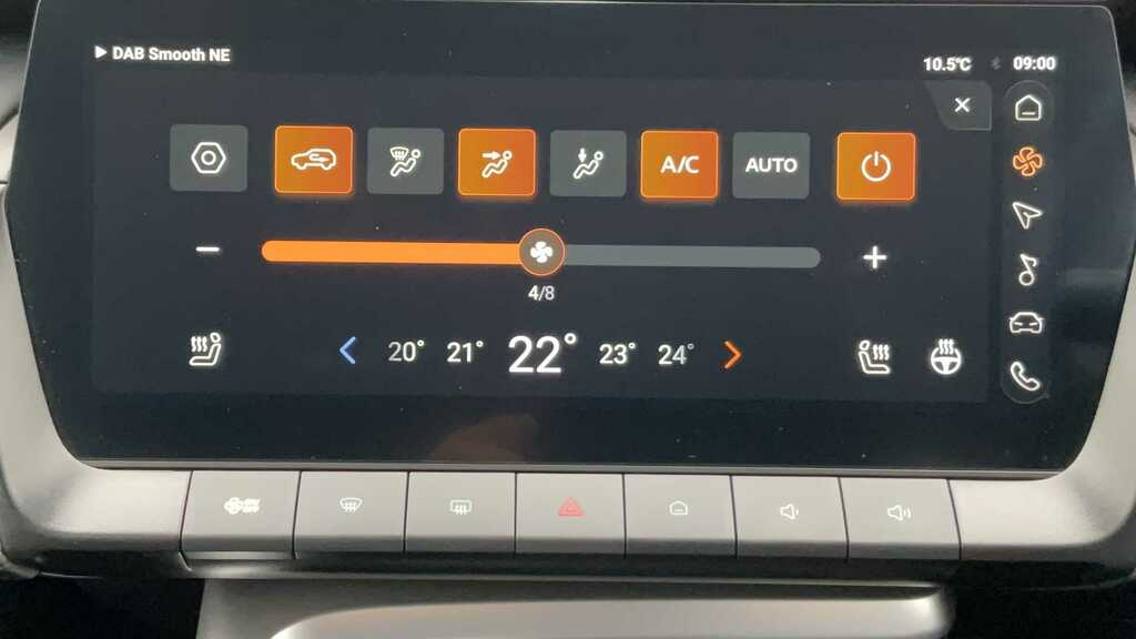 MG ZS 1.5 Hybrid Trophy 2025 Black #6