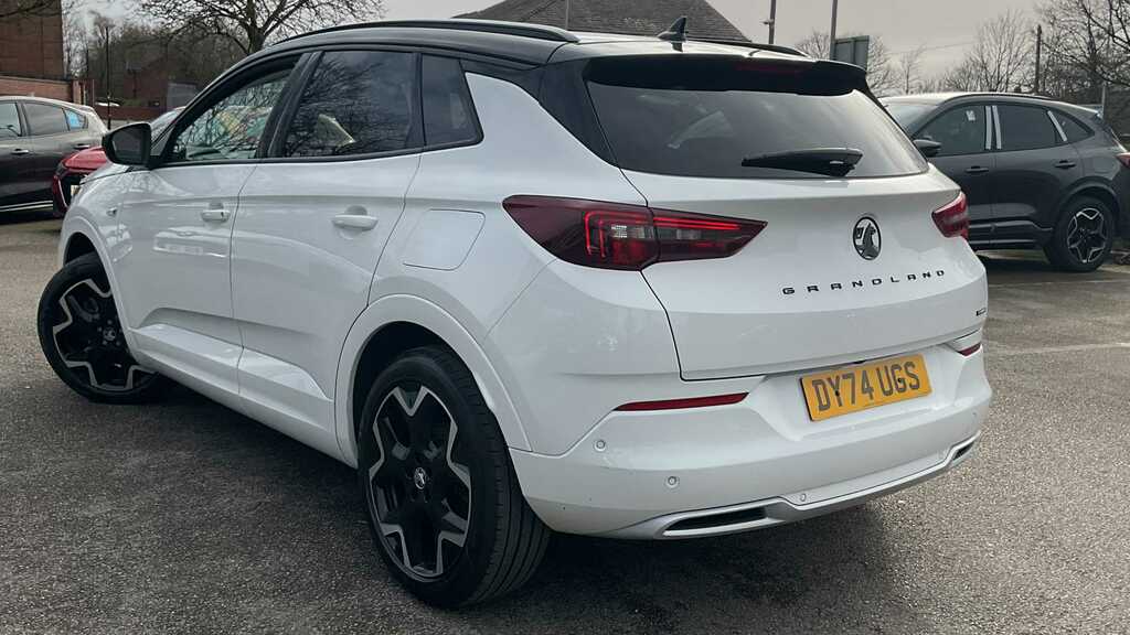 Vauxhall Grandland 1.6 Plug-in Hybrid Ultimate 2024 DY74UGS White #2