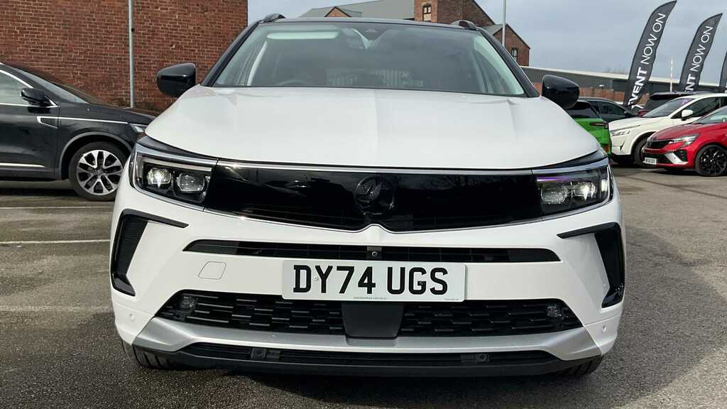 Vauxhall Grandland 1.6 Plug-in Hybrid Ultimate 2024 DY74UGS White #4