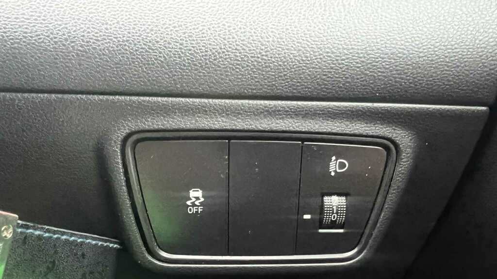 Hyundai Tucson 1.6 Tgdi 48V Mhd Se Connect 2Wd Dct 2023 Black #2