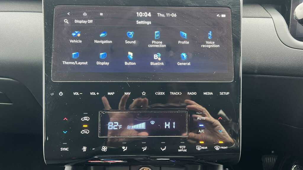 Hyundai Tucson 1.6 Tgdi 48V Mhd Se Connect 2Wd Dct 2023 Black #4
