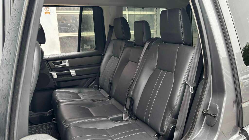 Land Rover Discovery 3.0 Sdv6 Graphite 2016 Grey #4