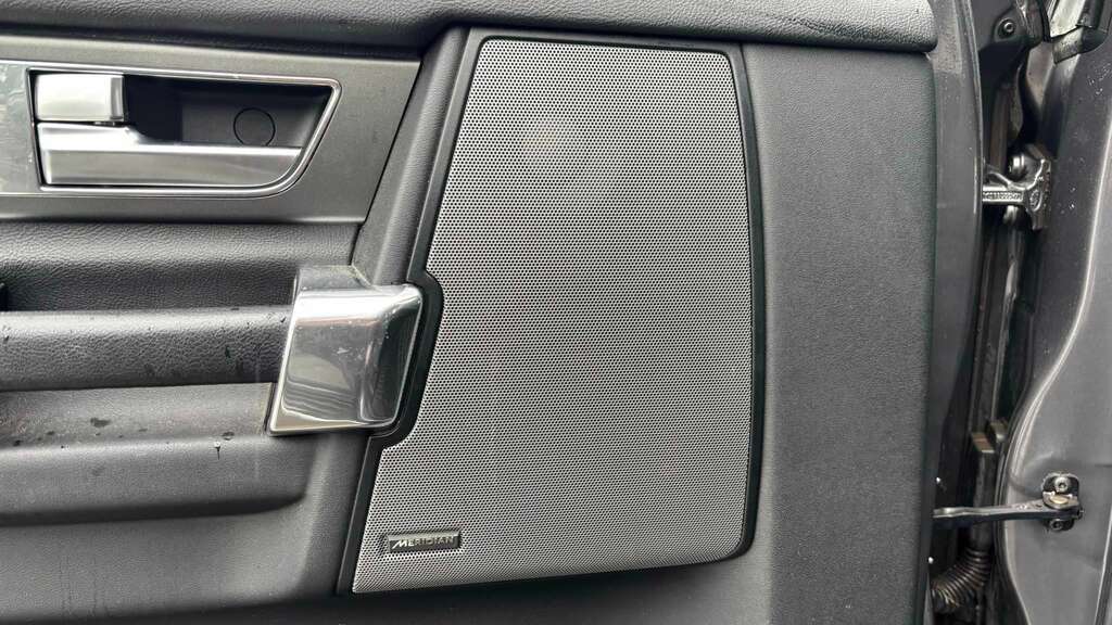 Land Rover Discovery 3.0 Sdv6 Graphite 2016 Grey #5