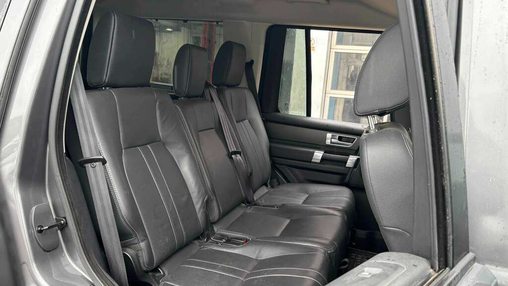 Land Rover Discovery Td4 Se Tech Blue #7
