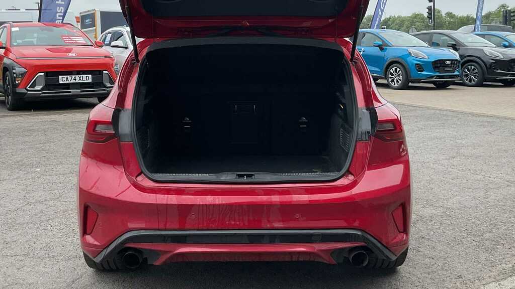 Ford Focus 2.3 Ecoboost St 2023 YL23JNU Red #5