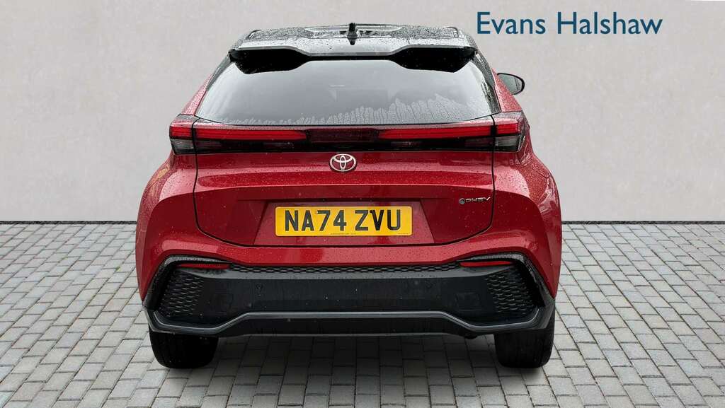 Toyota C-Hr 2.0 Phev Excel Cvt 2024 NA74ZVU Red #3