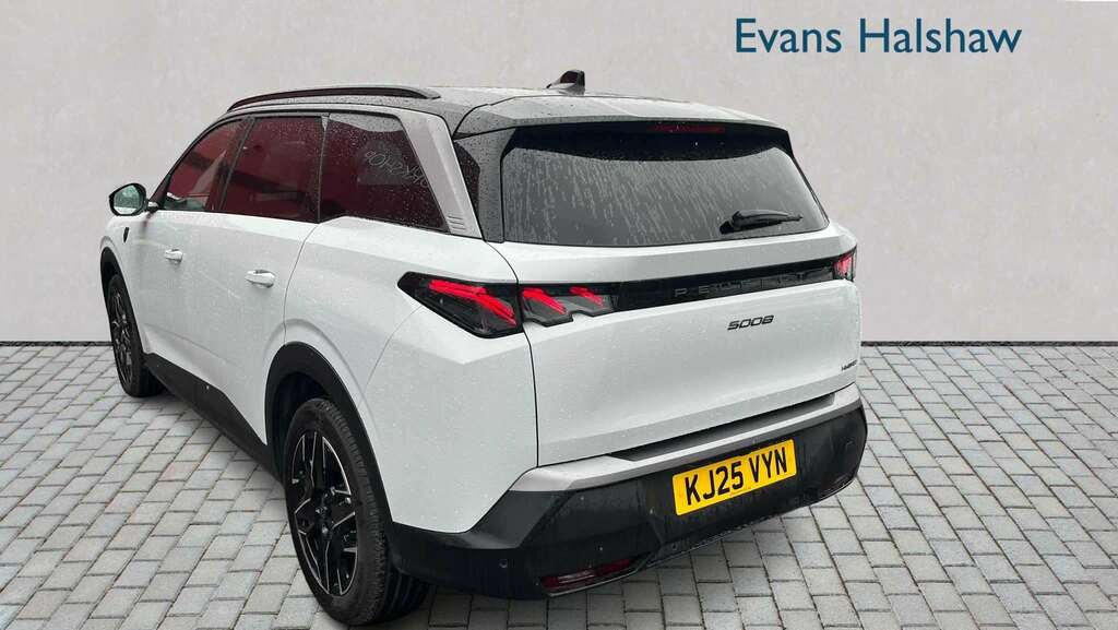 Peugeot 5008 1.2 Hybrid 145 Gt E-dsc6 2025 KJ25VYN White #6