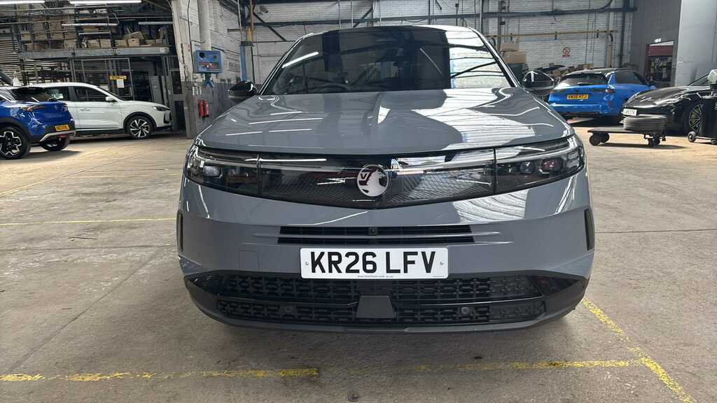 Vauxhall Grandland 1.2 Hybrid 145 Ultimate E-dct6 Fixed Roof 20 KR26LFV Grey #4