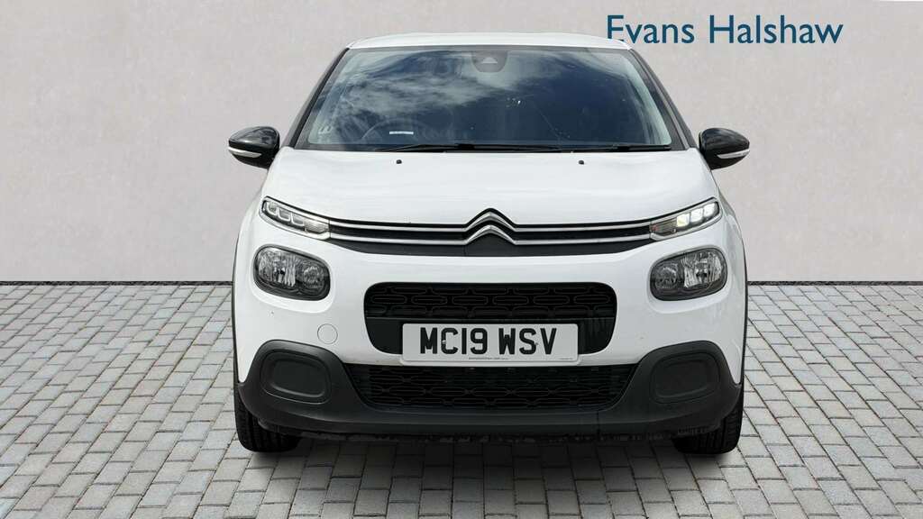 Citroen C3 1.2 Puretech 82 Feel 2019 MC19WSV White #3