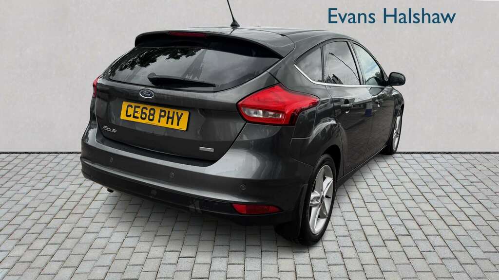 Ford Focus 1.0 Ecoboost 125 Titanium Navigation 2018 Grey #6