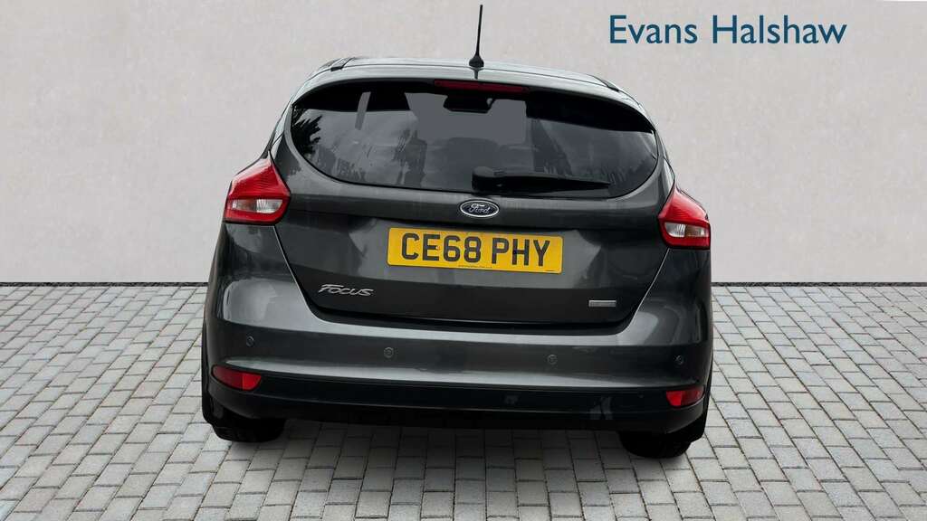 Ford Focus 1.0 Ecoboost 125 Titanium Navigation 2018 Grey #5