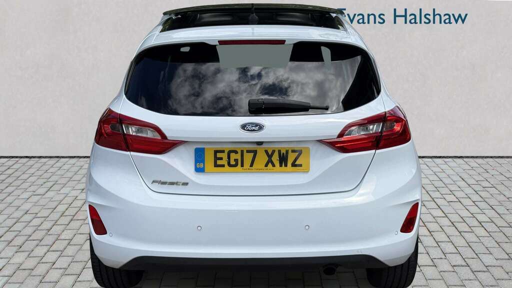 Ford Fiesta 1.0 Ecoboost Titanium 2017 White #5