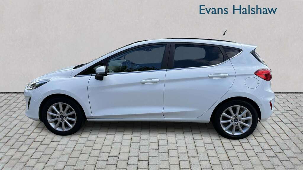 Ford Fiesta 1.0 Ecoboost Titanium 2017 White #2