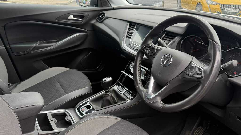 Vauxhall Grandland X 1.2 Turbo Sport Nav 2018 White #6