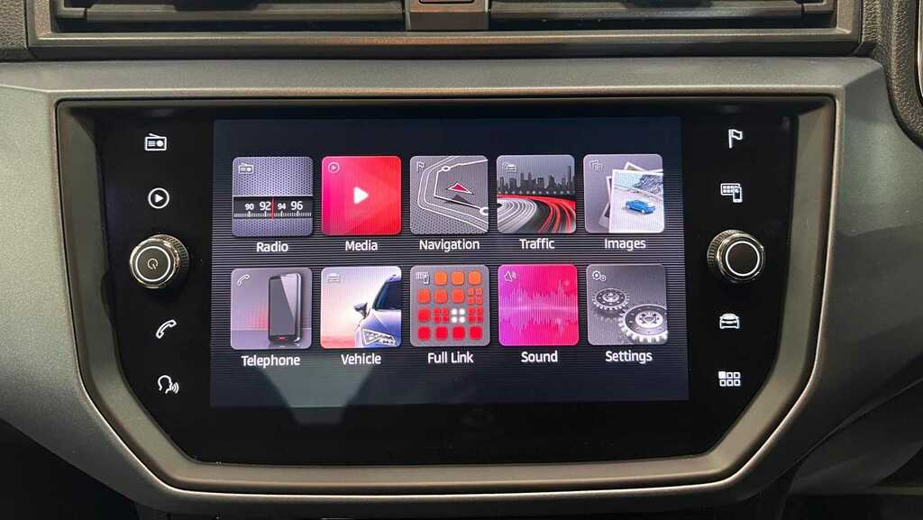 Seat Arona Se Technology Lux White #25