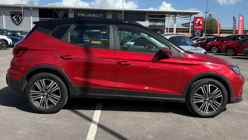 Seat Arona 1.0 Tsi Se Technology 2023 Red #4