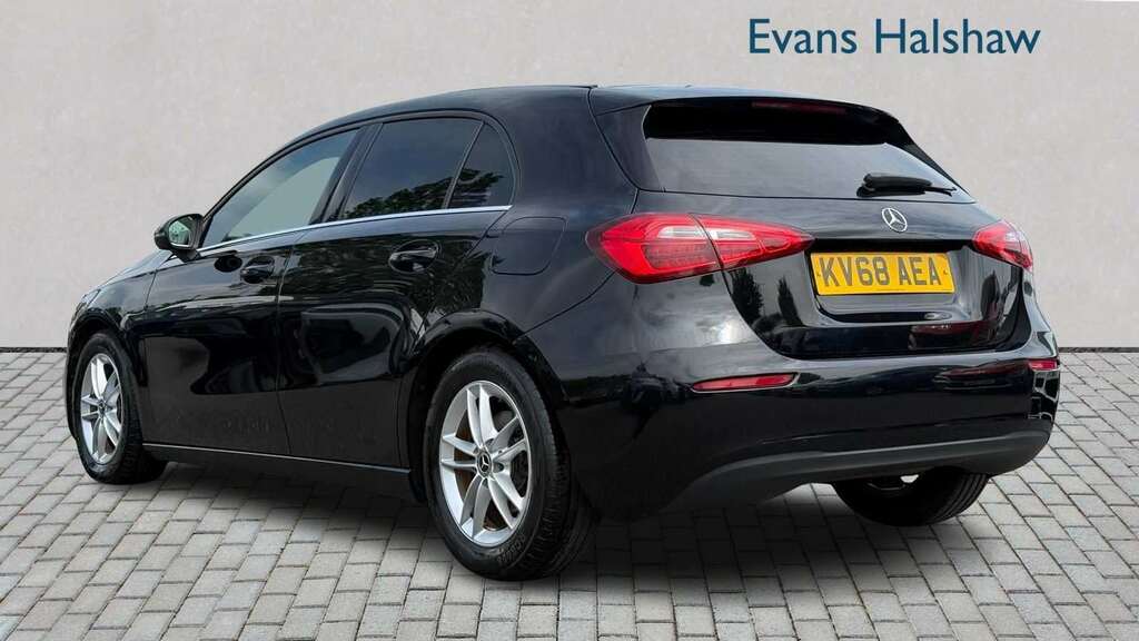 Mercedes-Benz A Class A180 Se 2018 KV68AEA Black #6