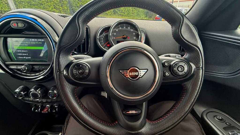 Mini Countryman Cooper Classic White #10
