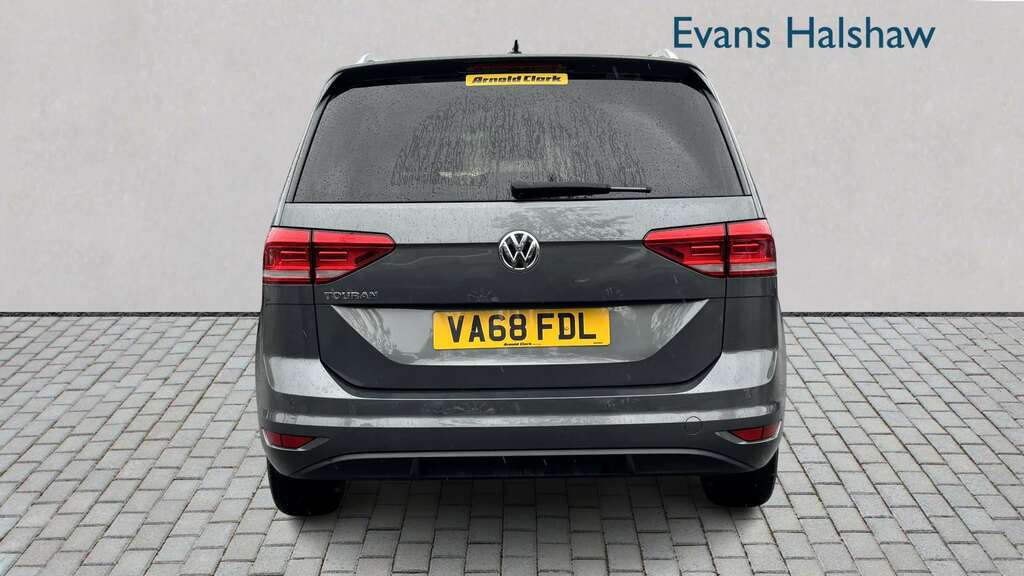 Volkswagen Touran 1.6 Tdi 115 Se 2019 Grey #4