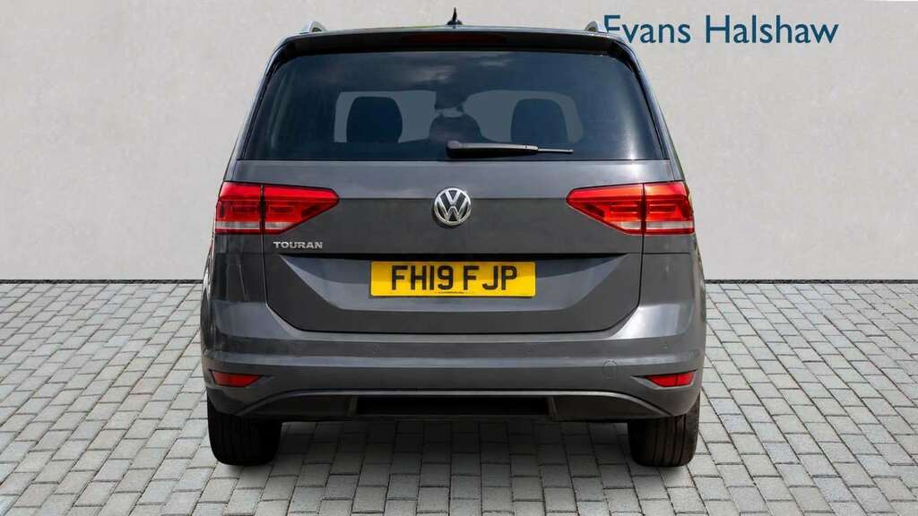 Volkswagen Touran 1.6 Tdi 115 Se Family 2019 Grey #3