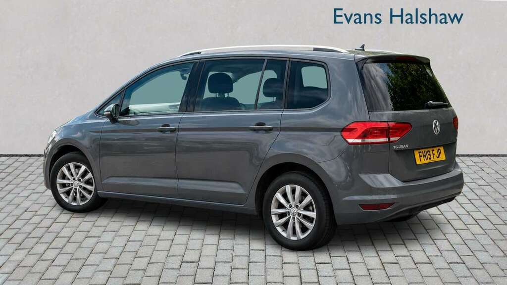 Volkswagen Touran 1.6 Tdi 115 Se Family 2019 Grey #2