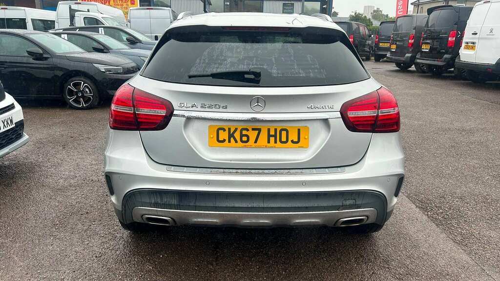 Mercedes-Benz GLA Class 220D 4Matic Amg Line Premium 2017 CK67HOJ Silver #5
