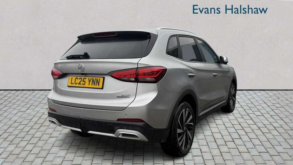 MG ZS 1.5 Hybrid Trophy 2025 Silver #6