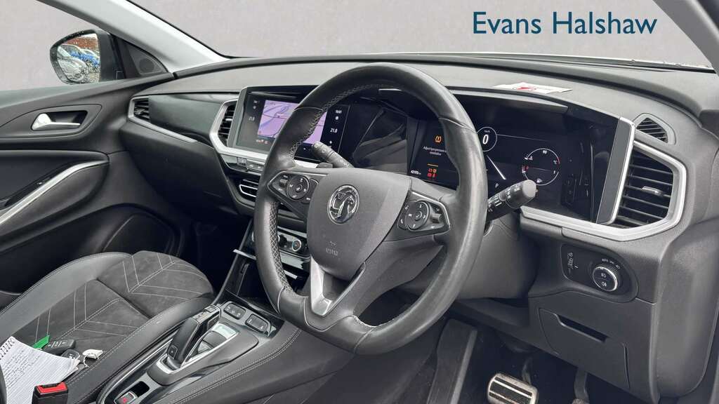 Vauxhall Grandland 1.5 Turbo D Ultimate 2023 DA72YBZ White #5