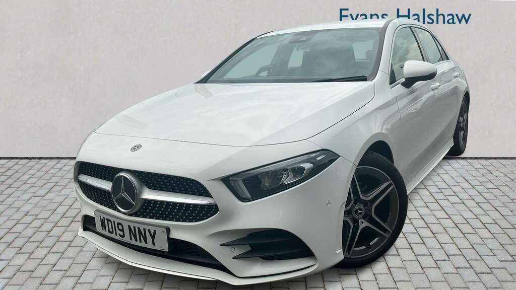Mercedes-Benz A Class A200 Amg Line Executive 2019 WD19NNY White