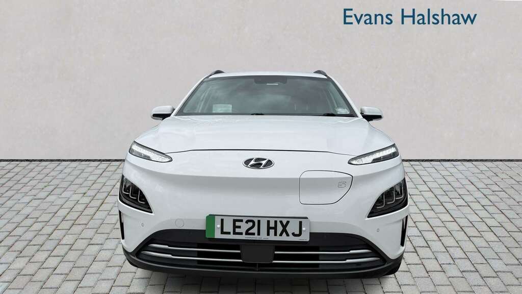 Hyundai Kona 150Kw Ultimate 64Kwh 2021 White #2