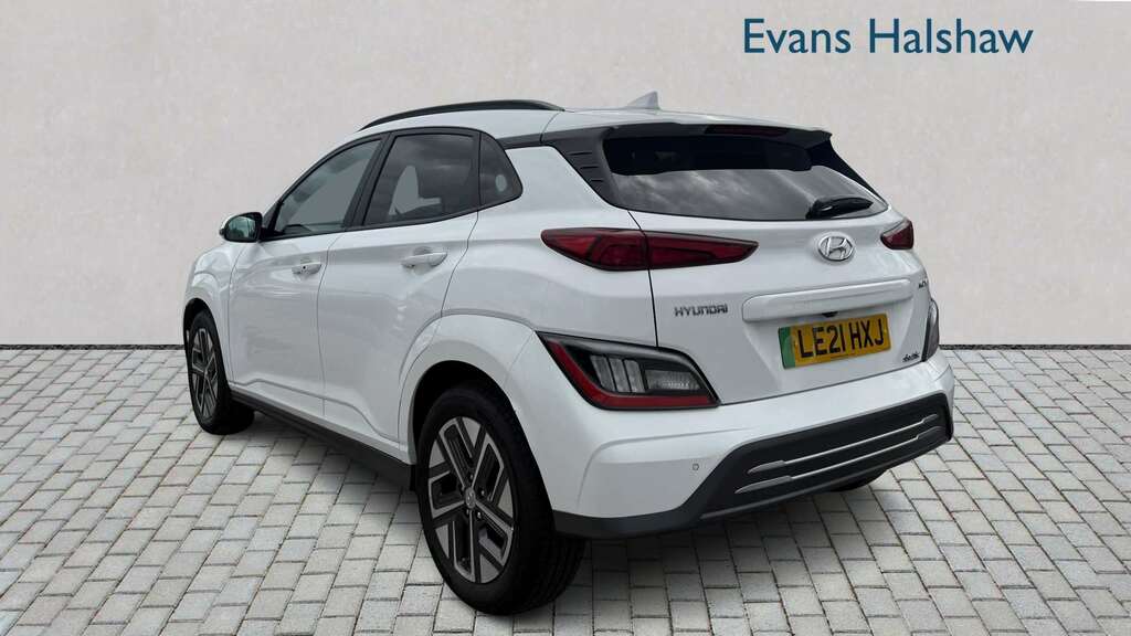 Hyundai Kona 150Kw Ultimate 64Kwh 2021 White #5