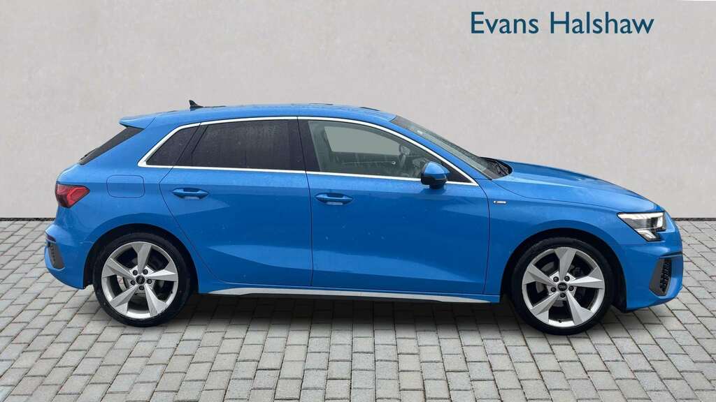 Audi A3 30 Tfsi S Line S Tronic 2023 LS23GYB Blue #3