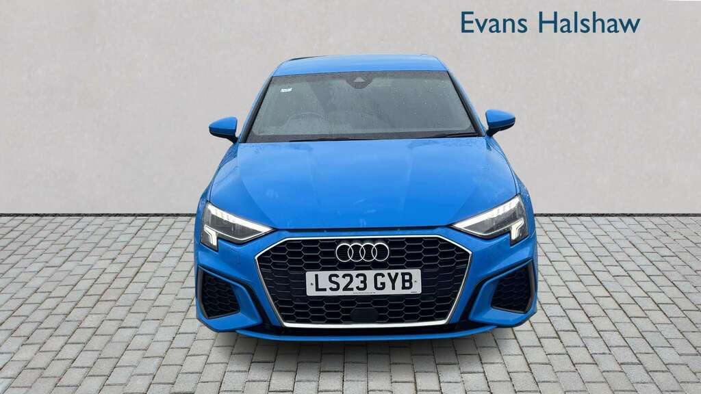 Audi A3 30 Tfsi S Line S Tronic 2023 LS23GYB Blue #4