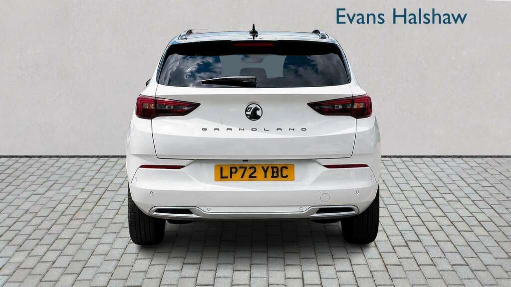 Vauxhall Grandland 1.2 Turbo Ultimate 2023 White #4