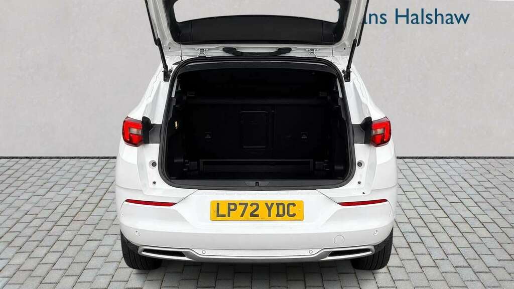 Vauxhall Grandland 1.2 Turbo Ultimate 2023 LP72YDC White #6