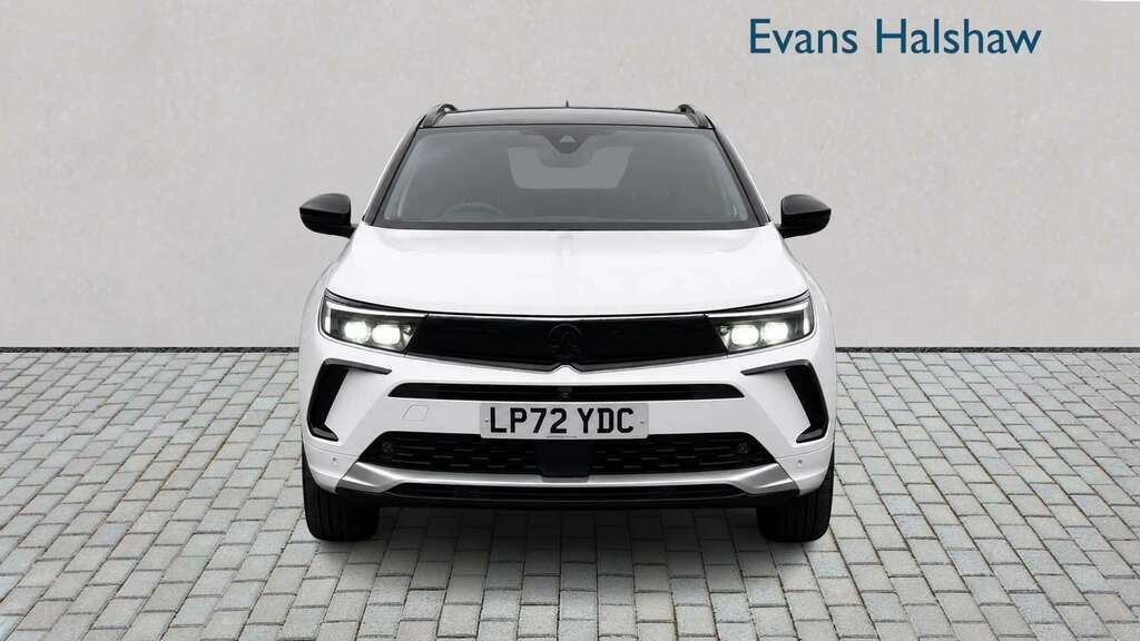 Vauxhall Grandland 1.2 Turbo Ultimate 2023 LP72YDC White #4