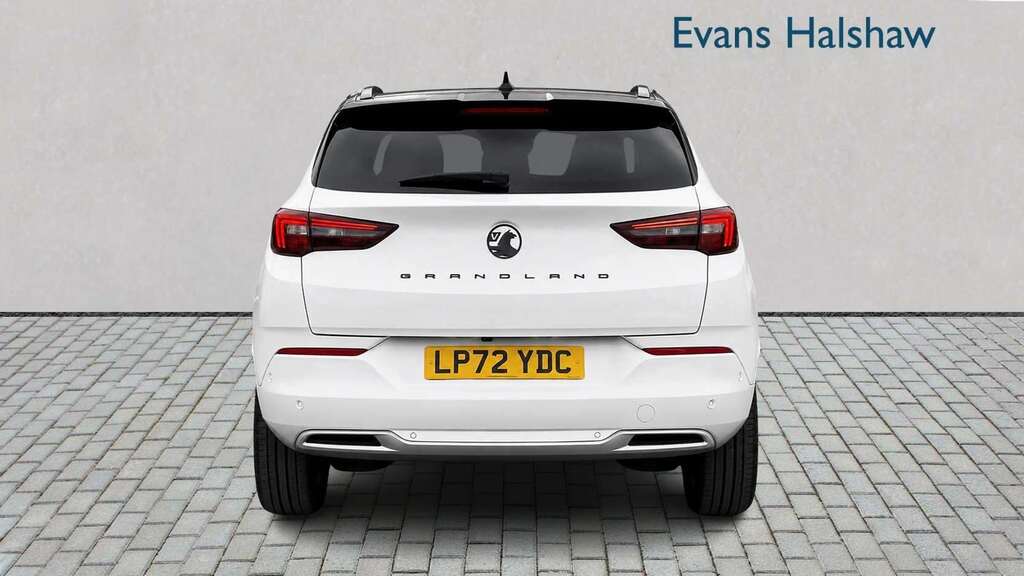 Vauxhall Grandland 1.2 Turbo Ultimate 2023 LP72YDC White #3