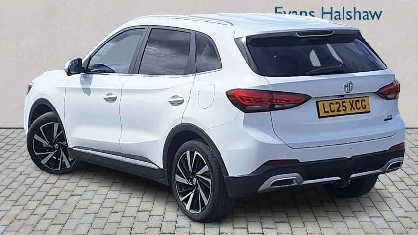 MG ZS 1.5 Hybrid Trophy 2025 White #4
